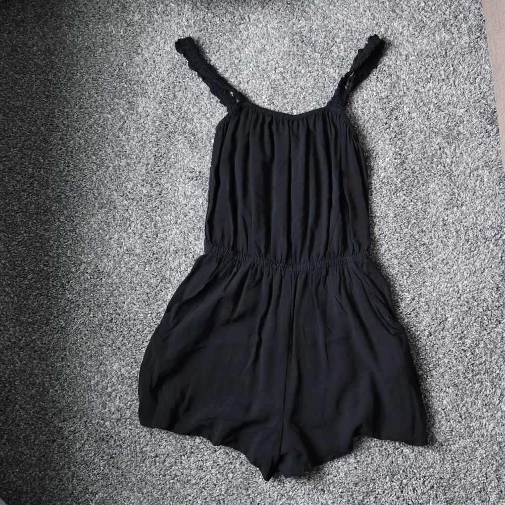 Express Black Rayon Tank Romper with Pockets – XXS